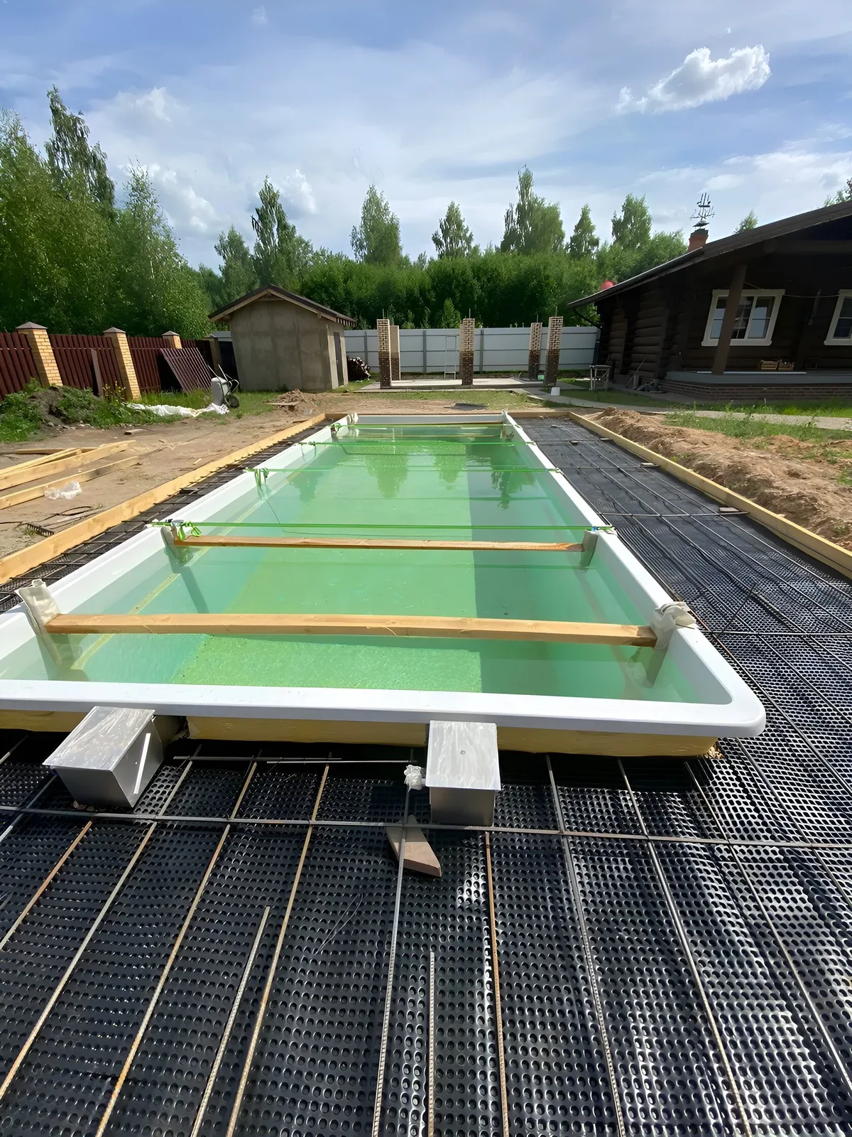 Laguna 9 — вечернее освещение в Тынде