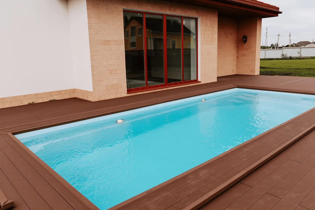 Композитный бассейн Laguna 8 — вид сверху в Тынде